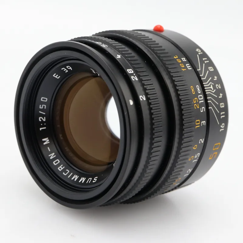 Leica 11826 Summicron-M 50mm F/2 occasion - tweedehands (occasion) — outlet/retourdeal