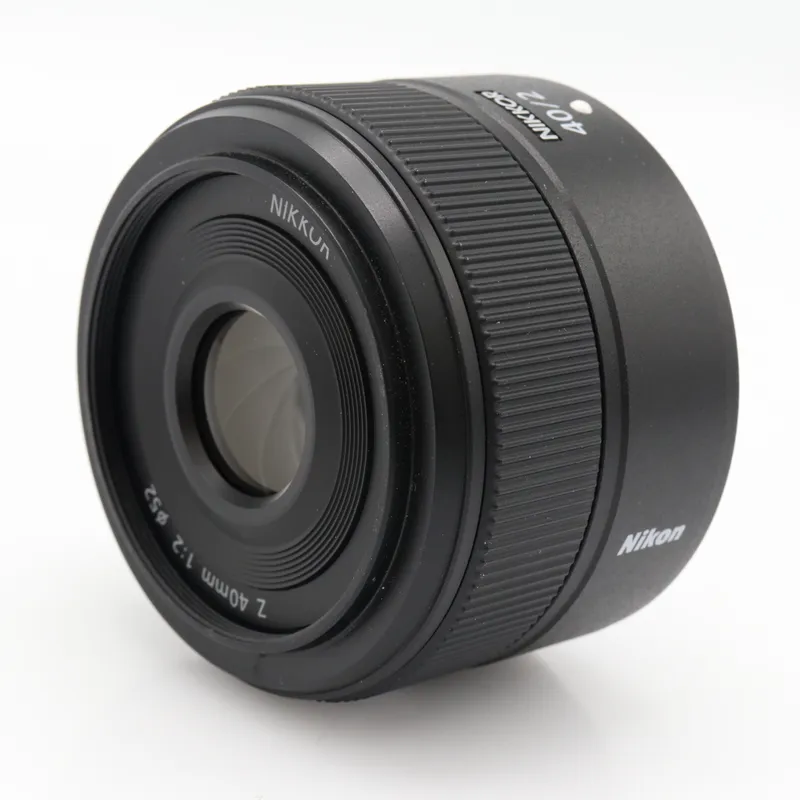 Nikon Z 40mm F/2 occasion - tweedehands (occasion) — outlet/retourdeal