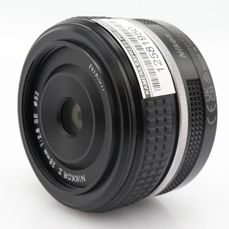 Nikon Z 28mm f/2.8 SE occasion - tweedehands (occasion) — outlet/retourdeal